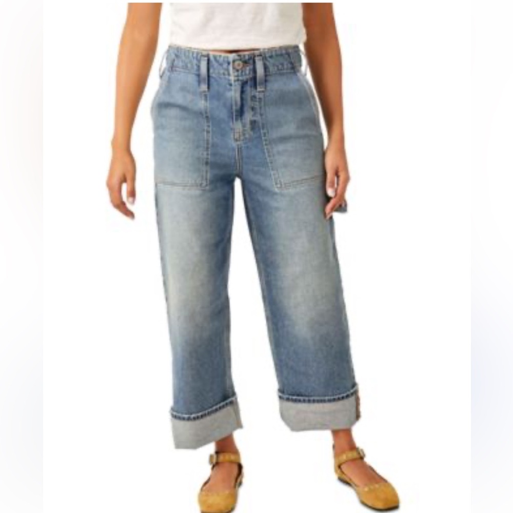 NWT We The Free Women’s Major Leagues Mid-Rise Cuffed Jeans